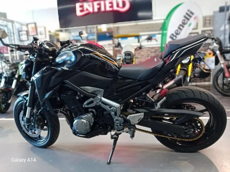 Z 900