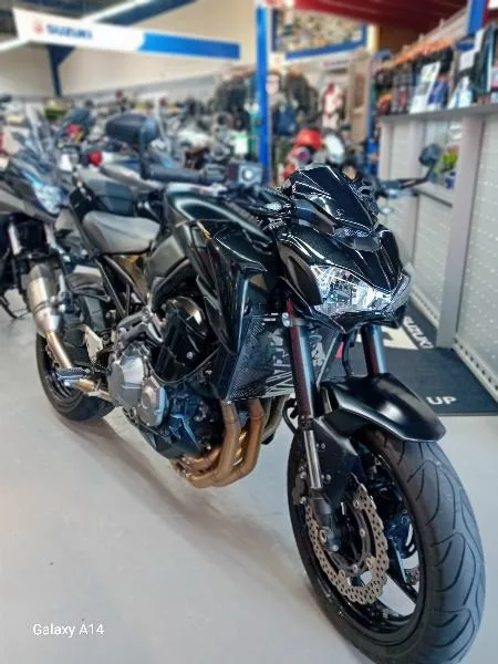 Z 900