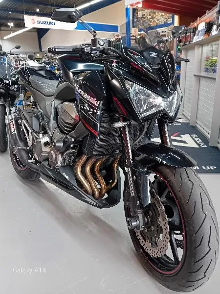 Z 800