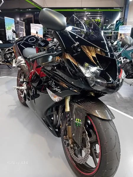ZX10R