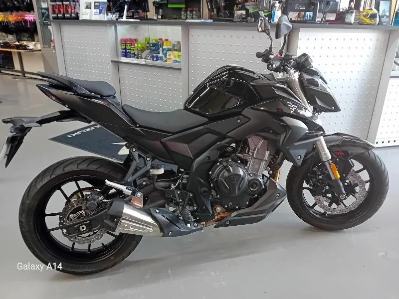 R 500