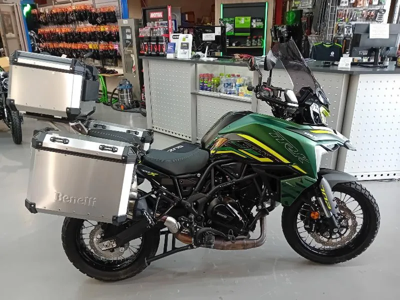 TRK  702  X
