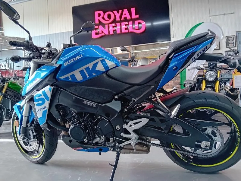 GSXS 950