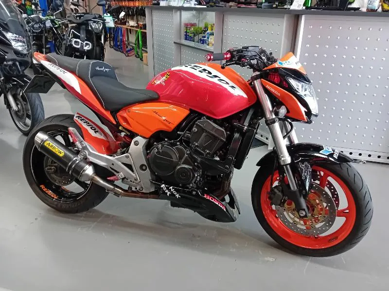 CB 600 F HORNET
