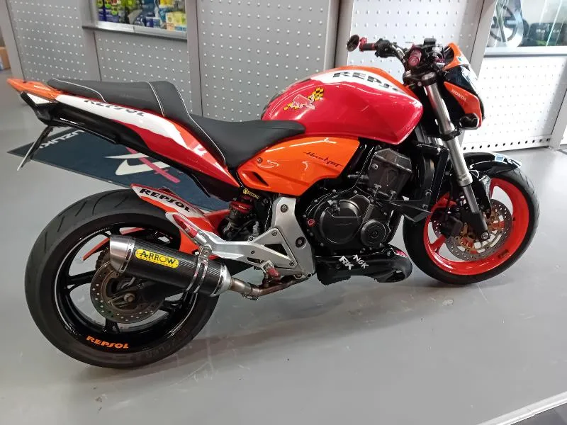 CB 600 F HORNET