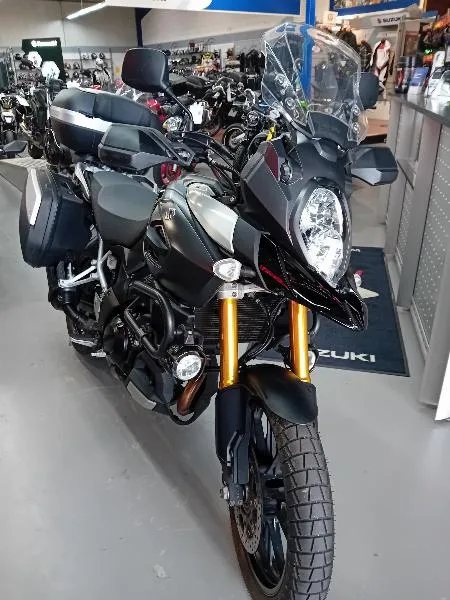 DL VSTROM 1000