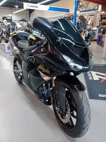ZX10R
