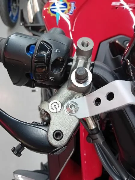 BRUTALE 1000 RS