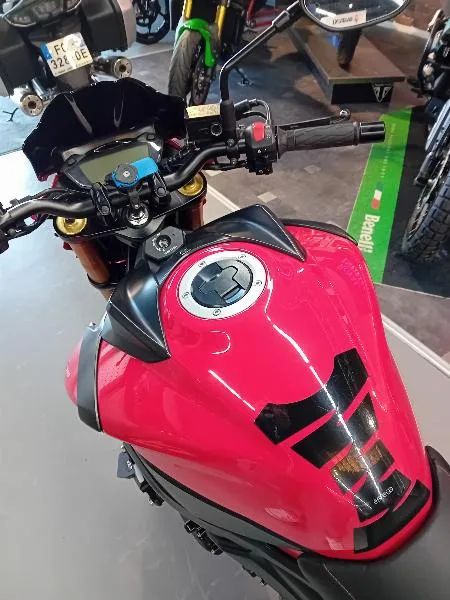 GSXS 750