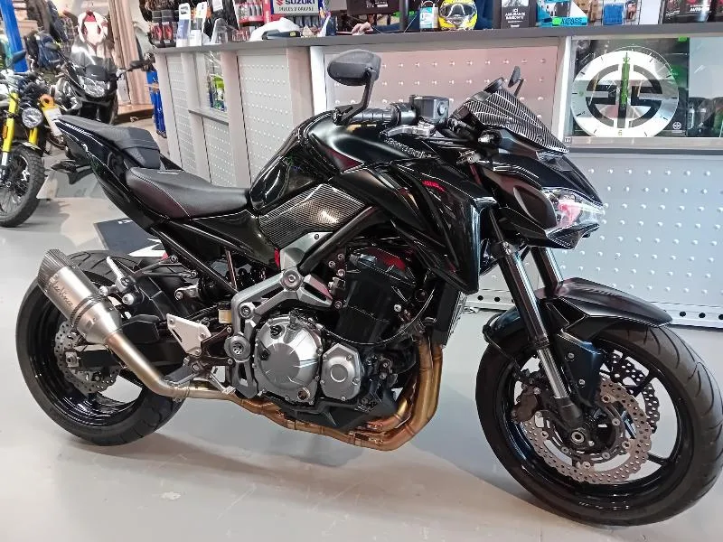 Z 900