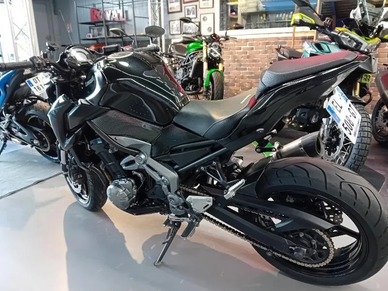 Z 900