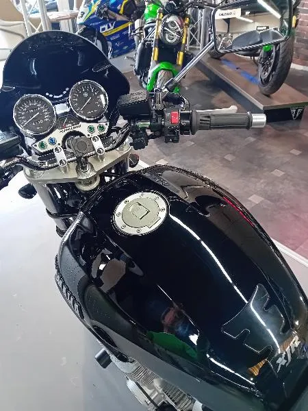 XJR 1300