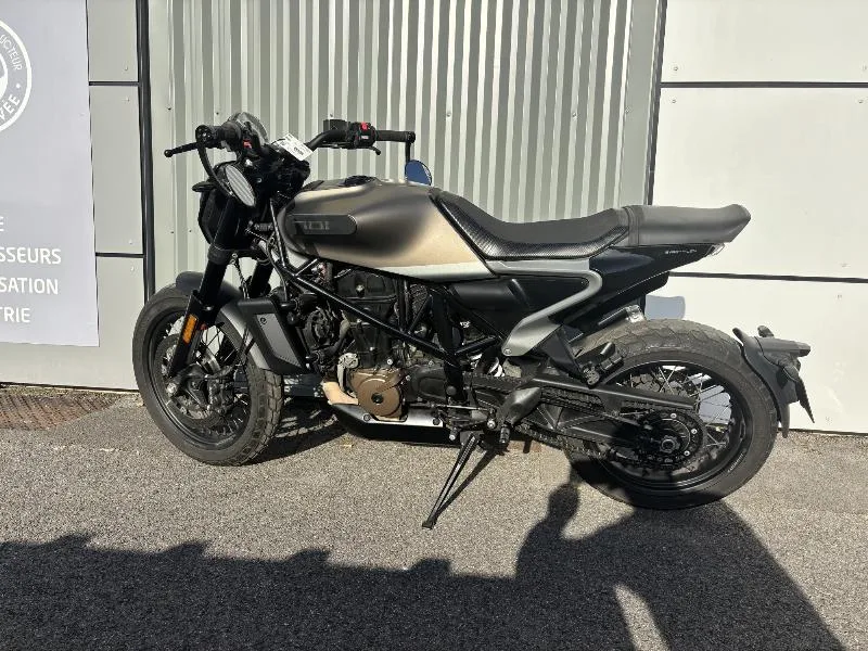 SVARTPILEN 701