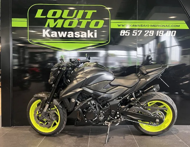 GSX 750