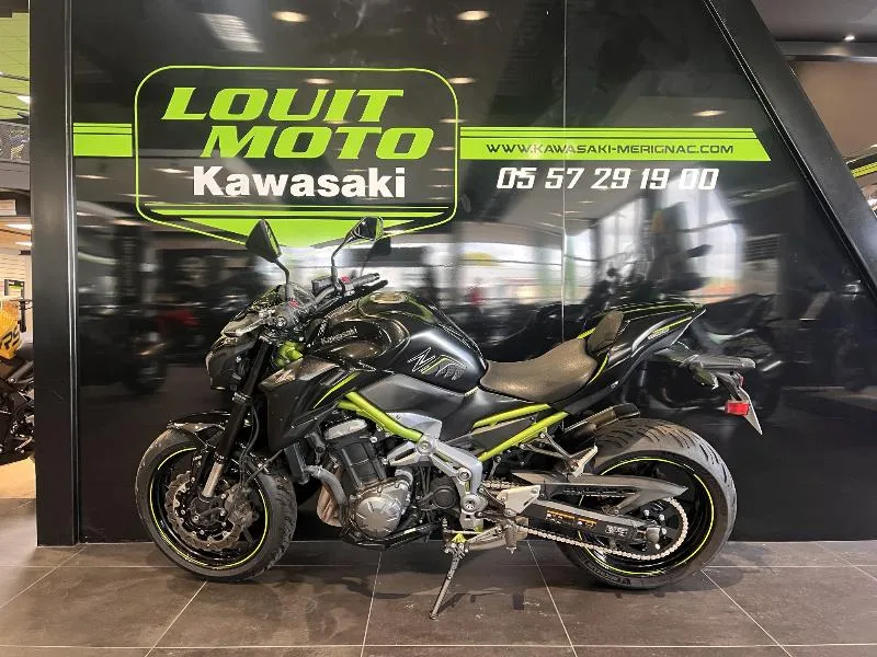 Z 900
