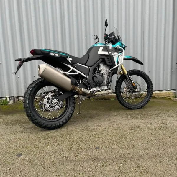 800X RALLY