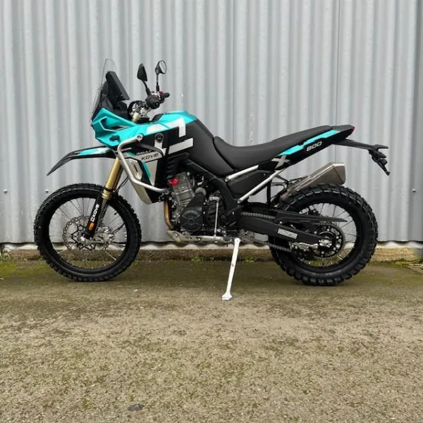 800X RALLY