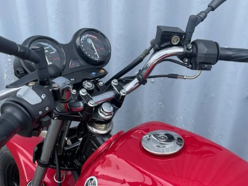 YBR 125
