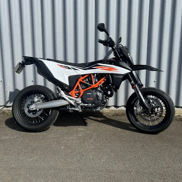 690 SMC R