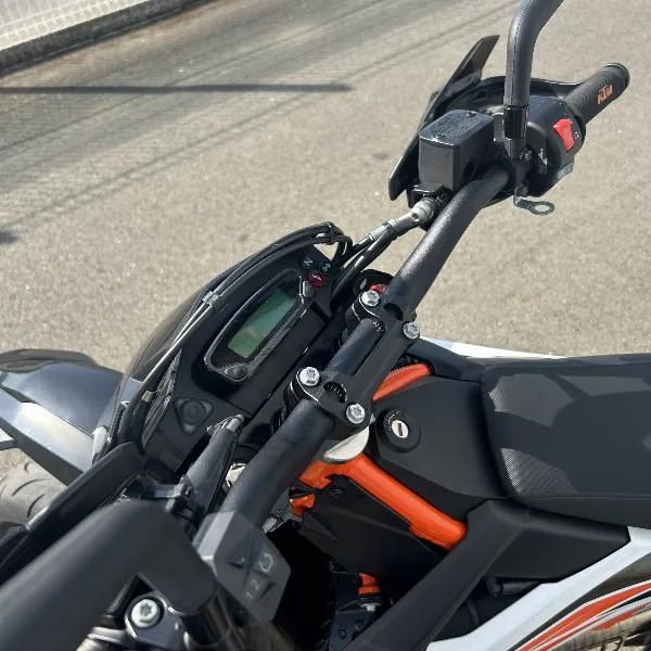 690 SMC R