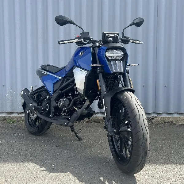 PM01 125 ROADSTER