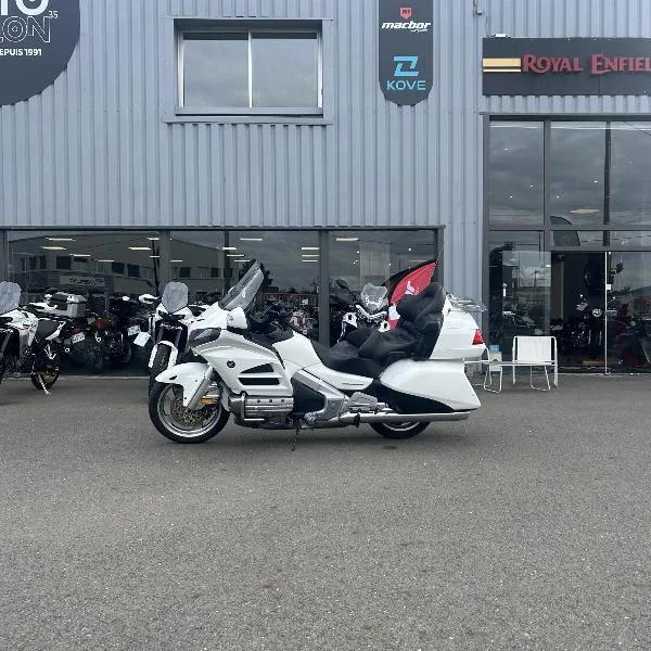 GL 1800 GOLDWING