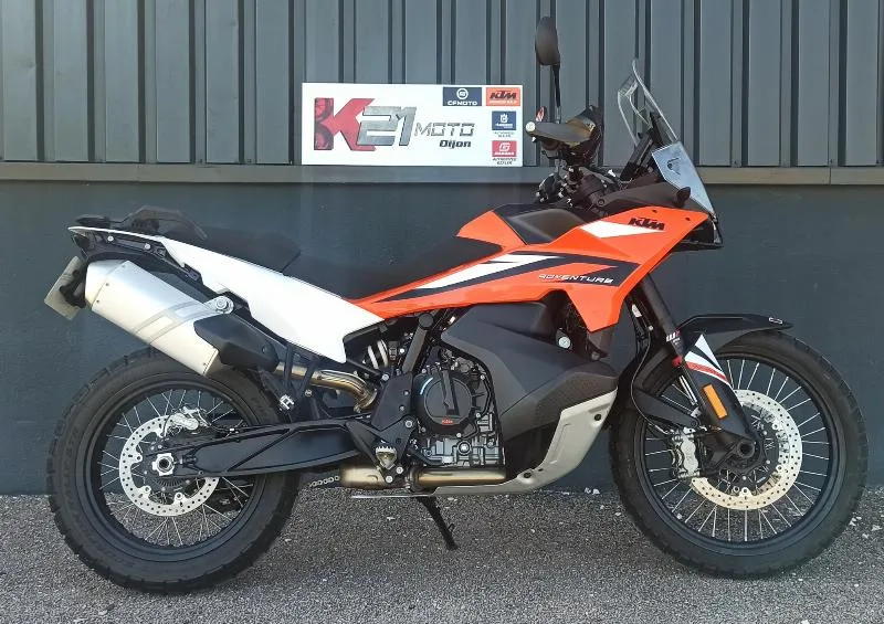 890 ADVENTURE