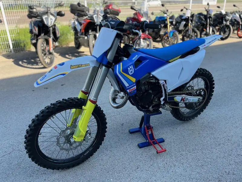 TC 125