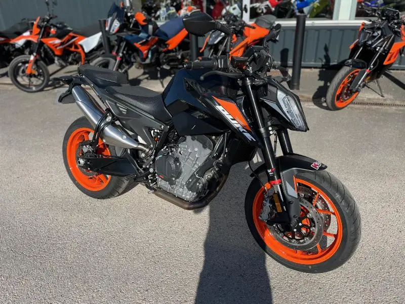 790 DUKE L