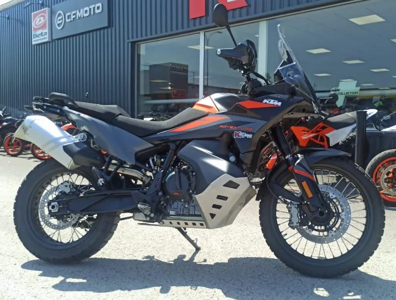 890 ADVENTURE