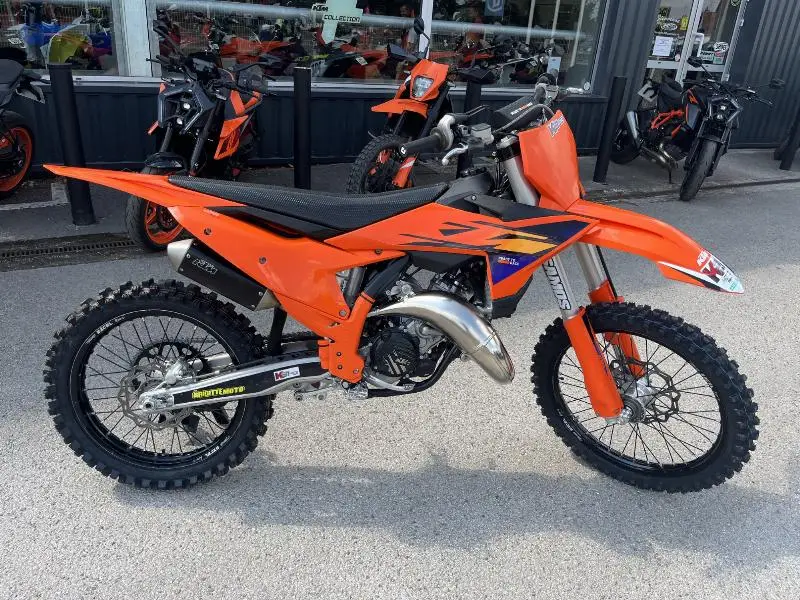 125 SX