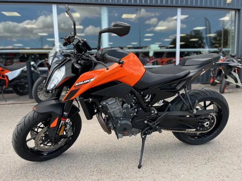 790 DUKE L