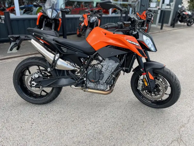 790 DUKE L