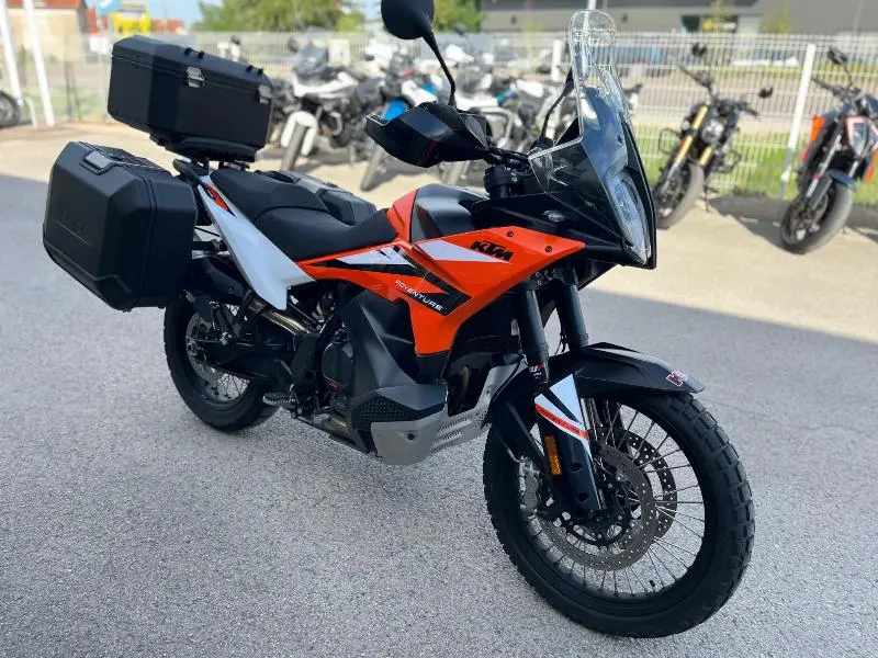 890 ADVENTURE
