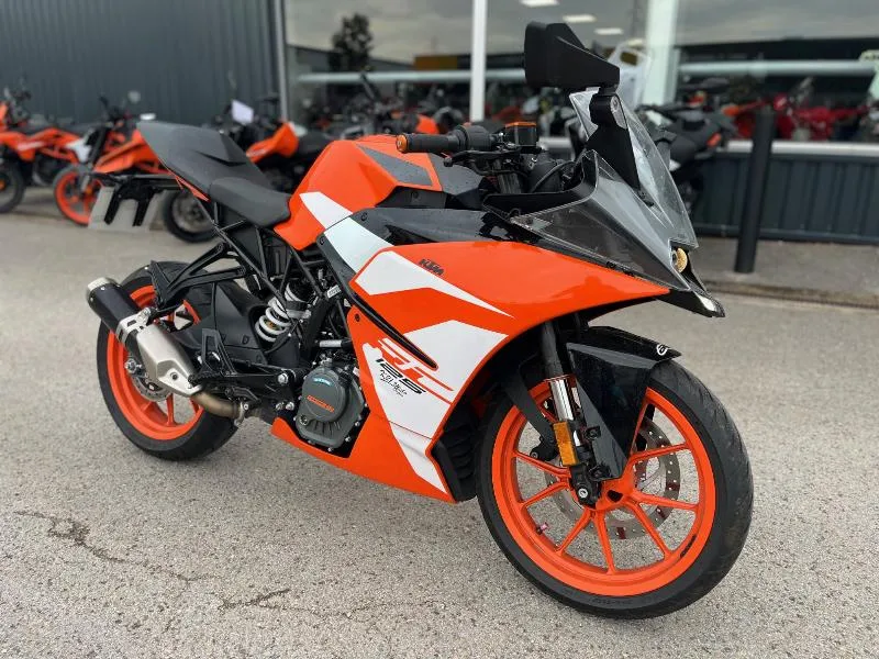 RC 125 ABS
