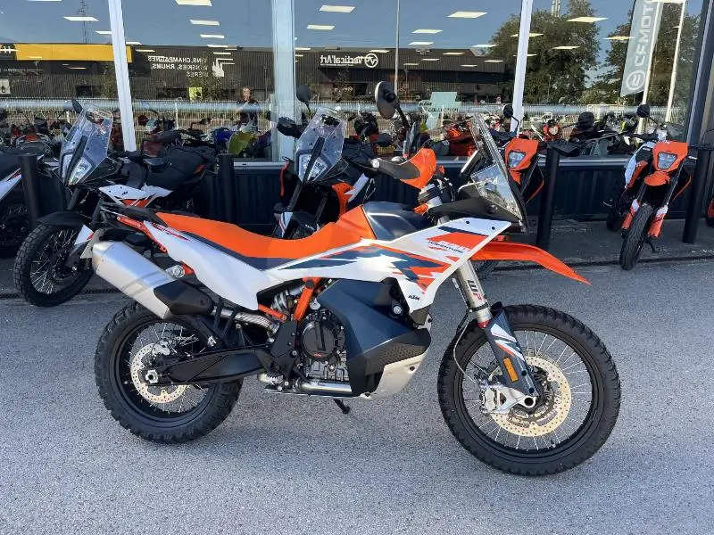 890 ADVENTURE R