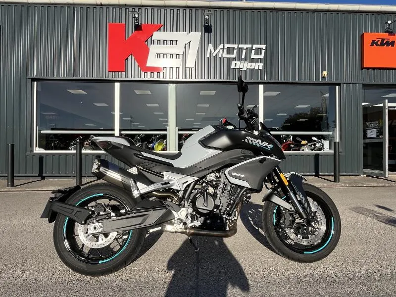 NK 800 SPORT