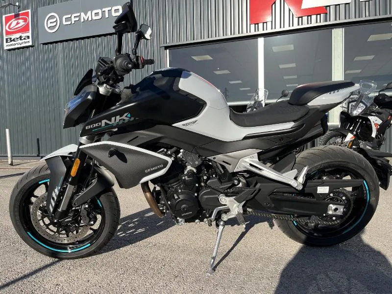 NK 800 SPORT
