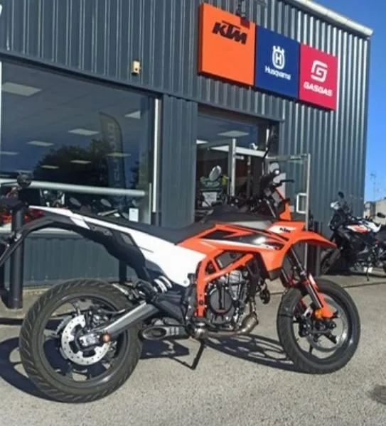 125 SMCR
