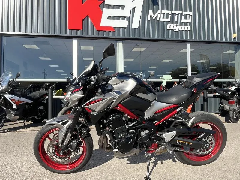Z 900