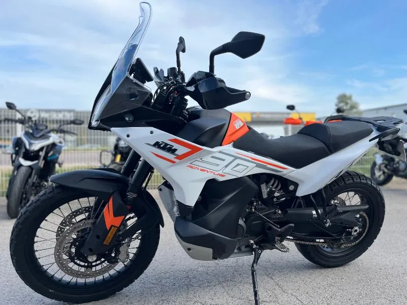 790 ADVENTURE