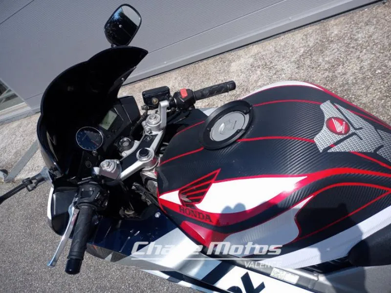 VFR 800