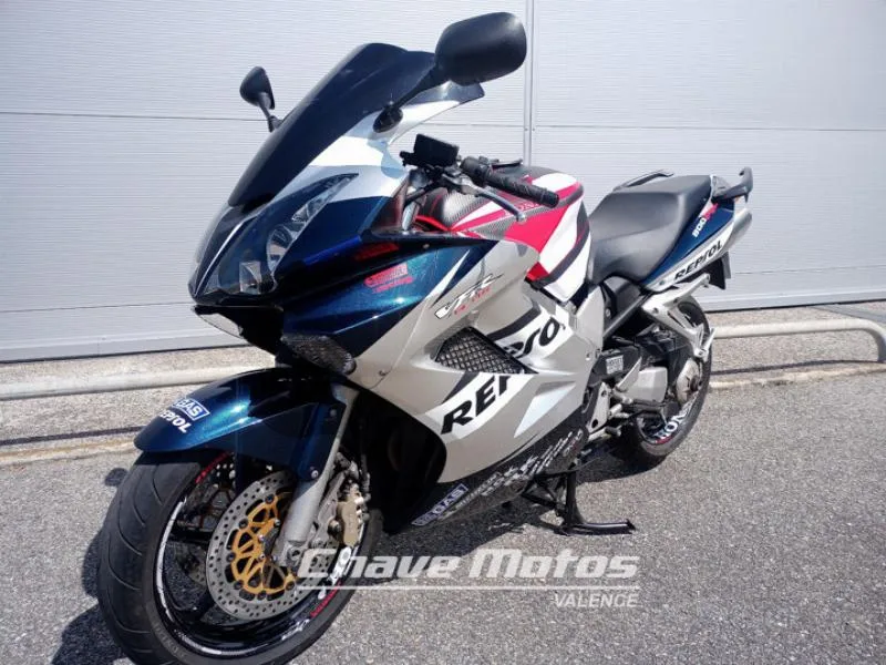 VFR 800