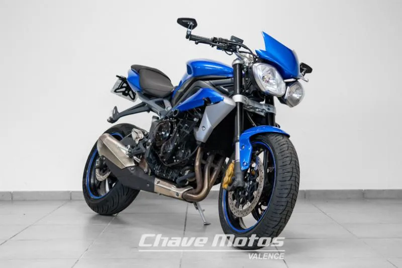 STREET TRIPLE 675