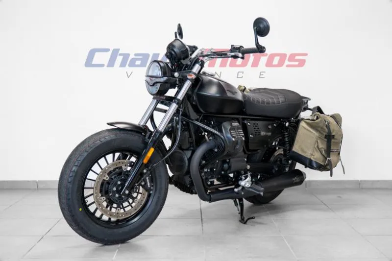 V9 BOBBER