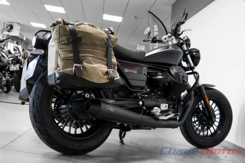 V9 BOBBER