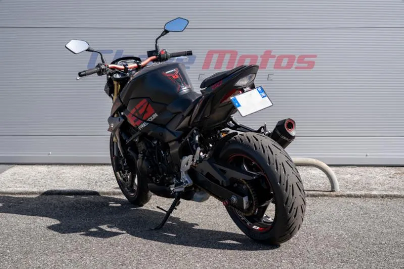 GSR 750