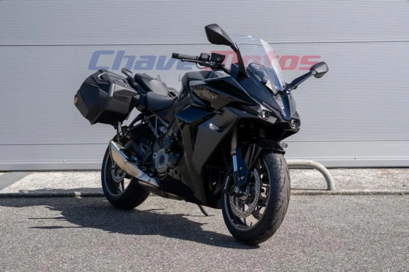 GSXS 1000 GT