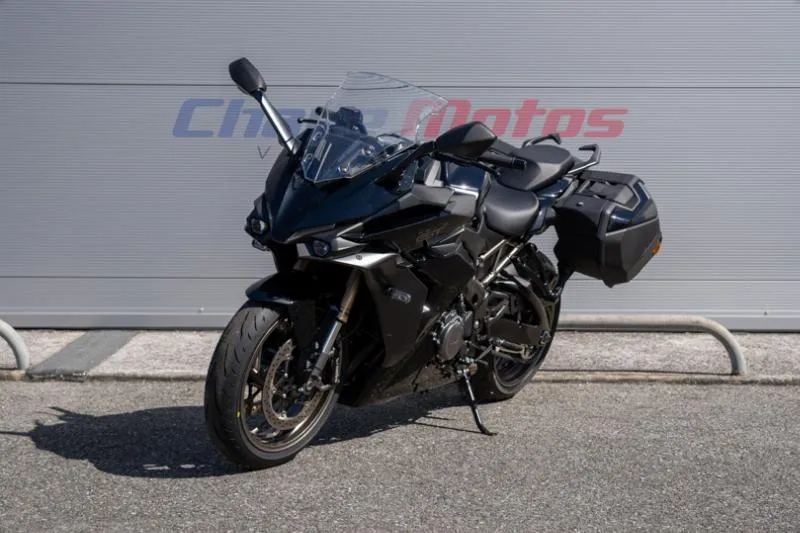 GSXS 1000 GT