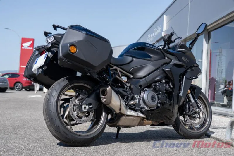 GSXS 1000 GT